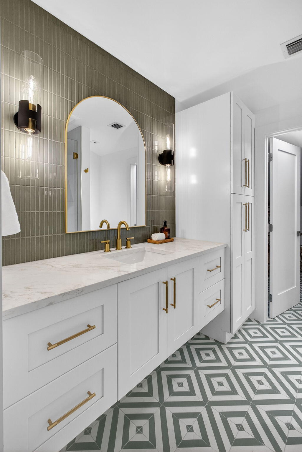 OCEAN CAY CONDO - Residential