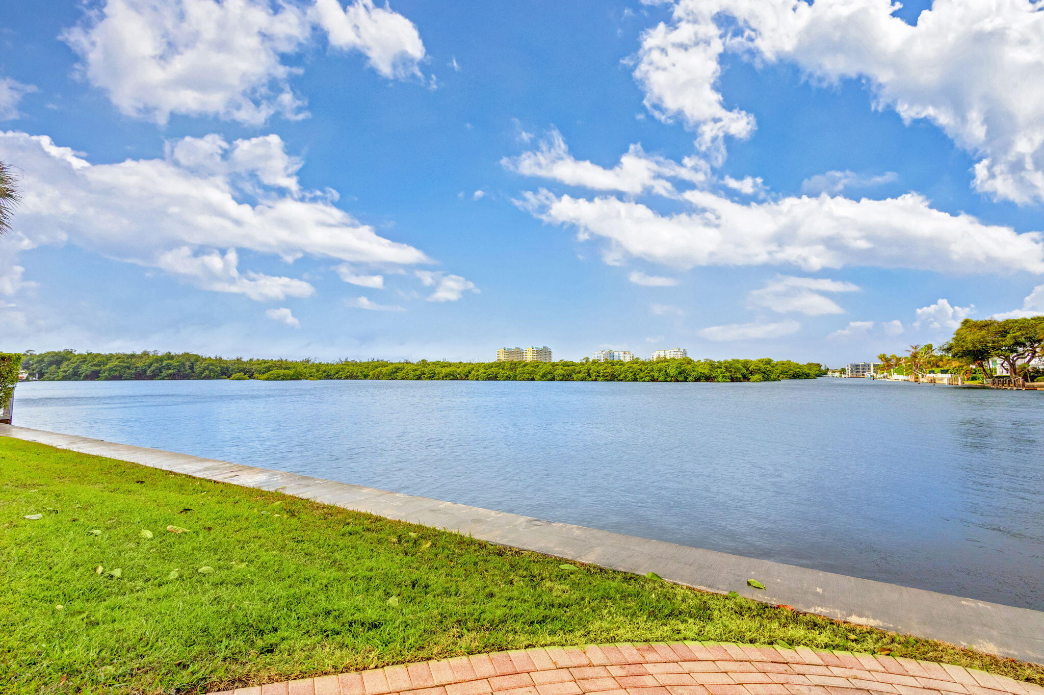 OCEAN CAY CONDO - Residential