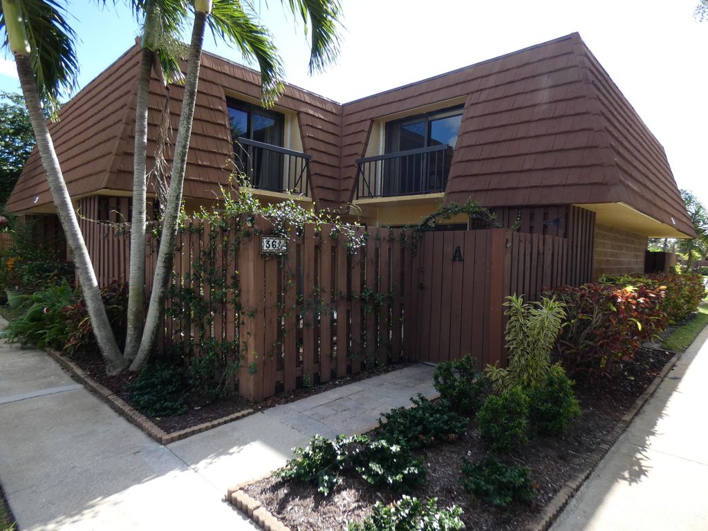 Photo of 825 Center Street #36a, Jupiter, FL 33458 (MLS # R10798122)