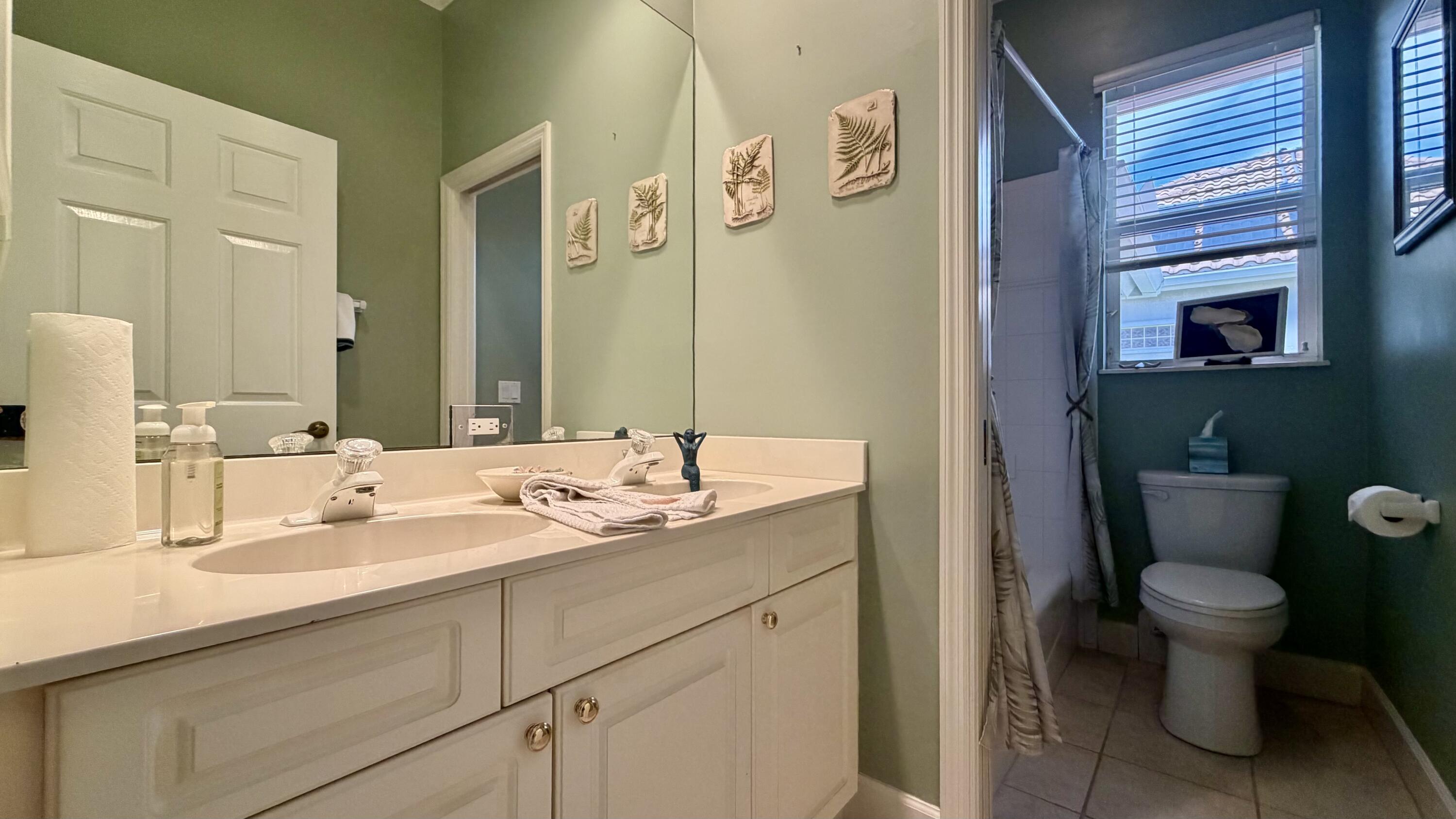 HOBART LANDING UNIT 2 - Residential