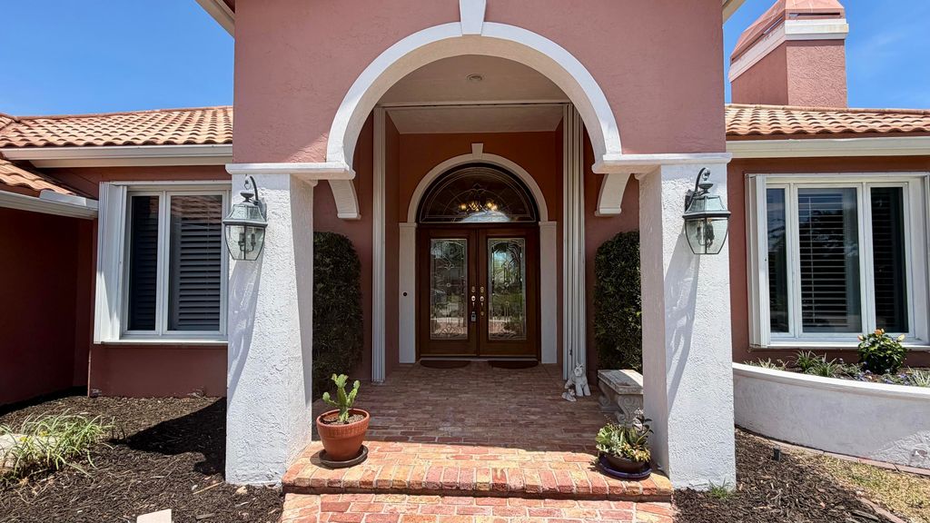 Photo of 3556 Lucia Drive, Vero Beach, FL 32967 (MLS # B26026495)