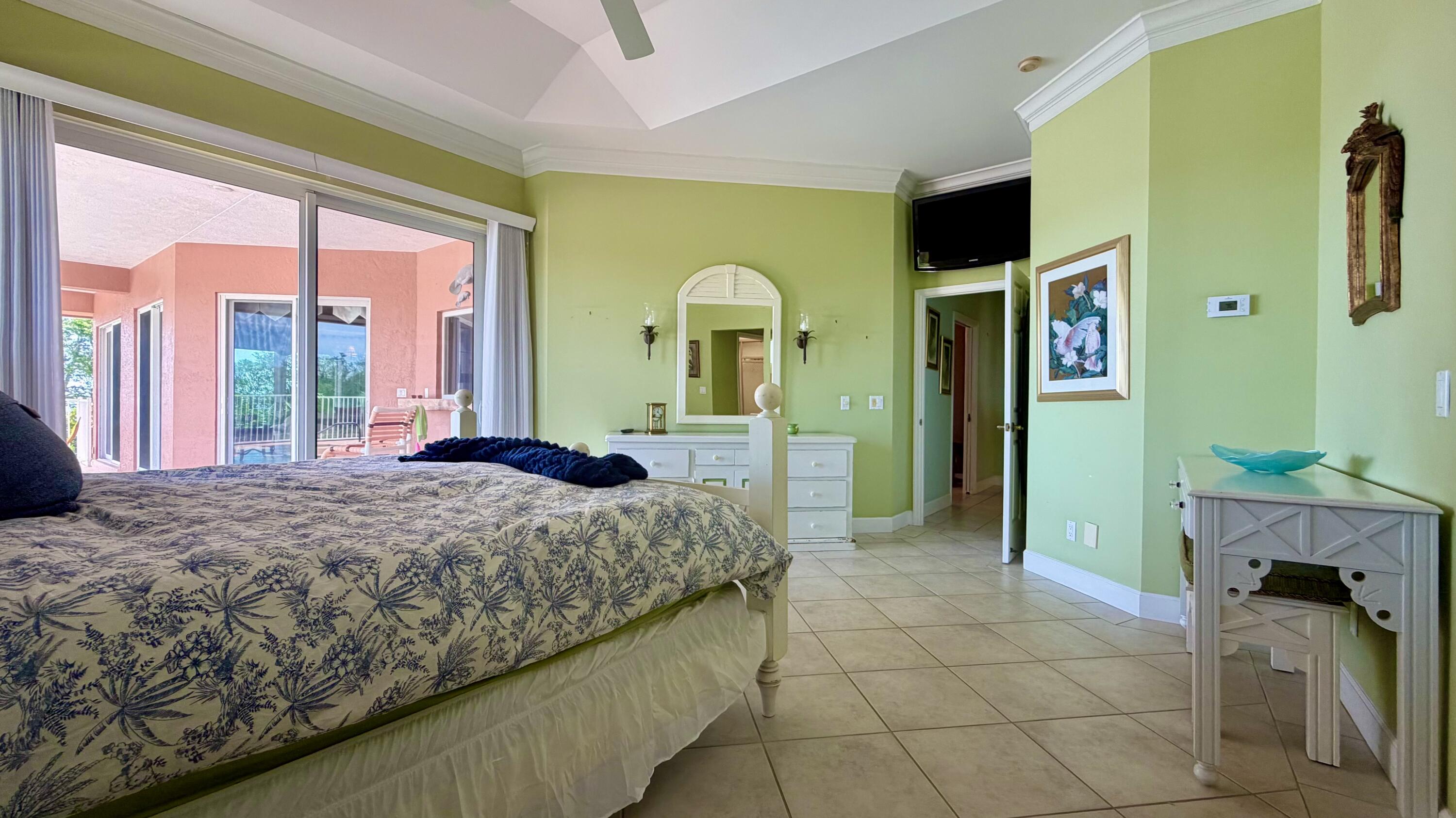 HOBART LANDING UNIT 2 - Residential
