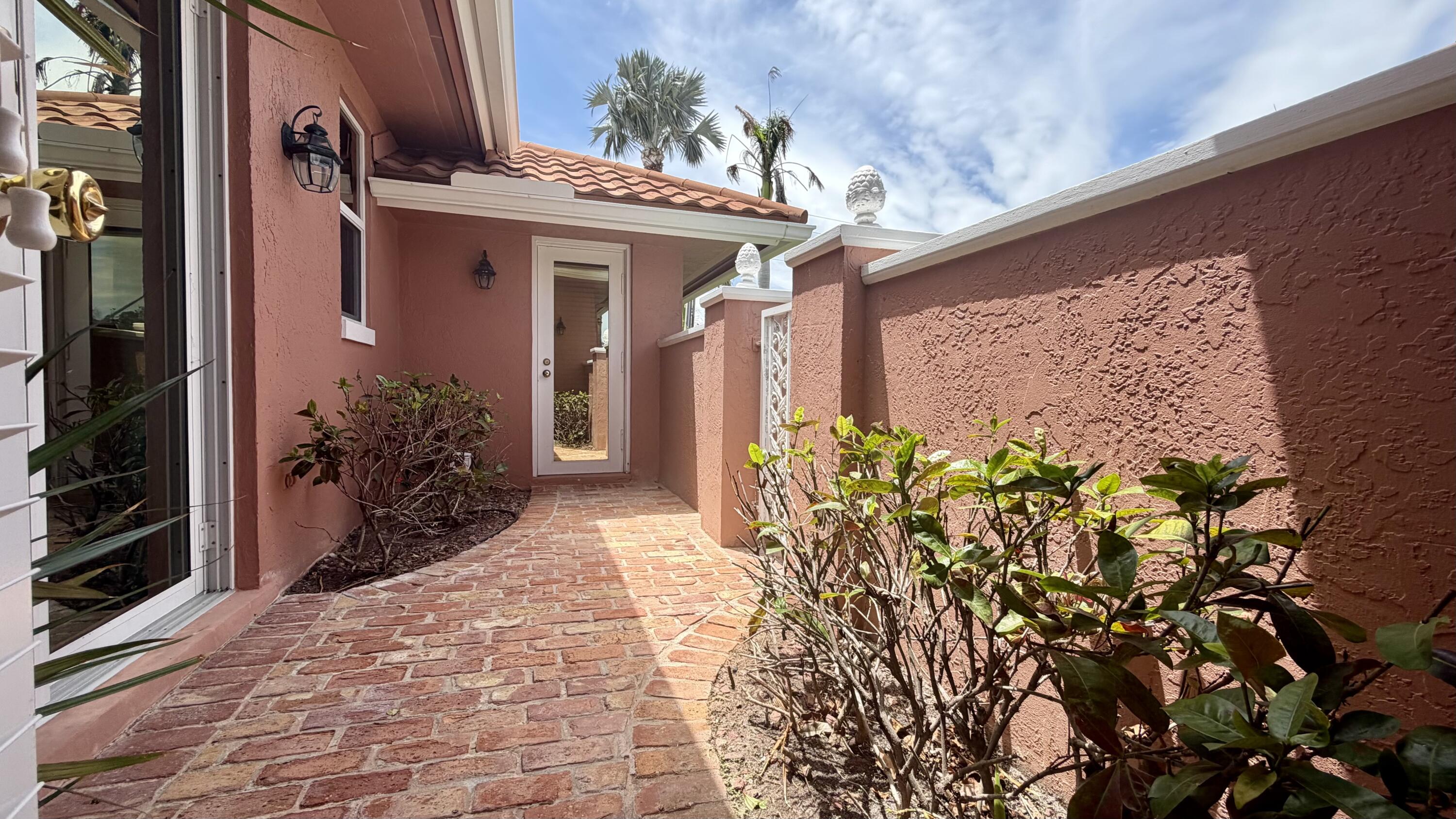 HOBART LANDING UNIT 2 - Residential