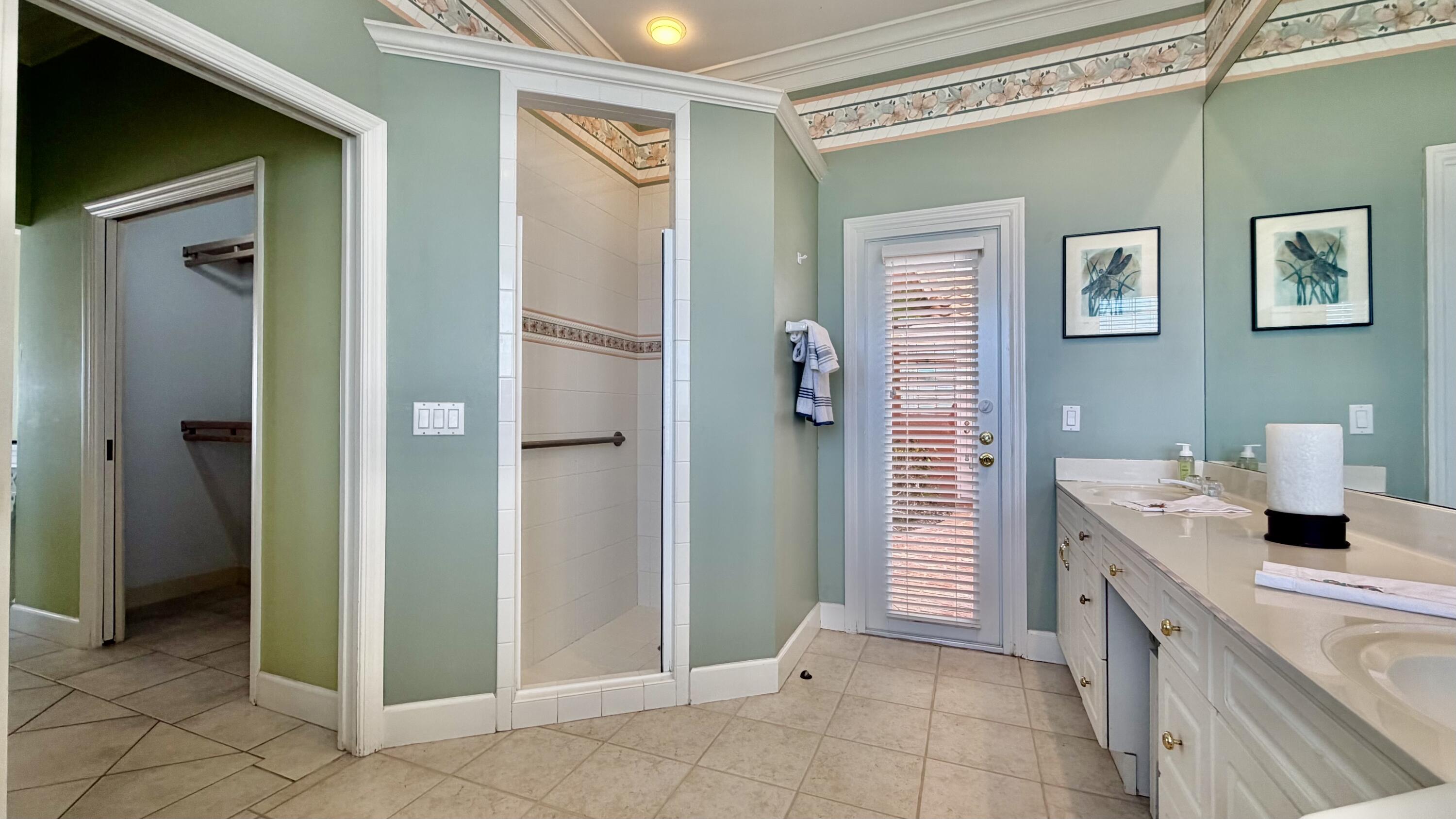 HOBART LANDING UNIT 2 - Residential