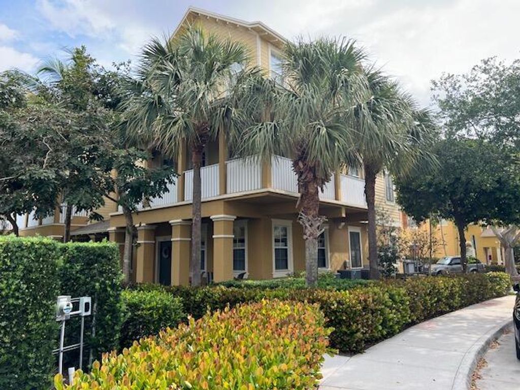 Photo of 145 Seagrape Drive #107, Jupiter, FL 33458 (MLS # R10977295)