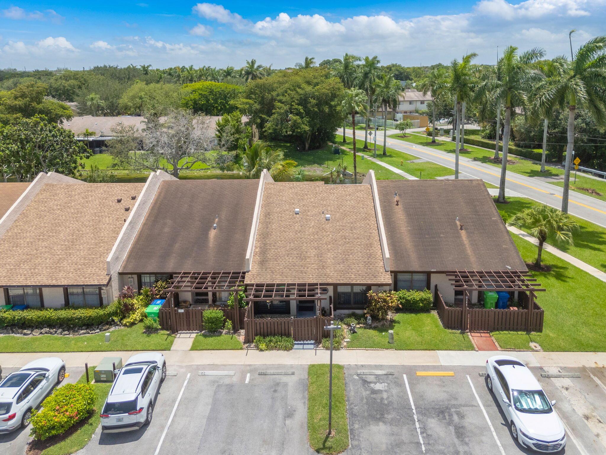 MAPLELEAF PATIO VILLAS AT - Residential