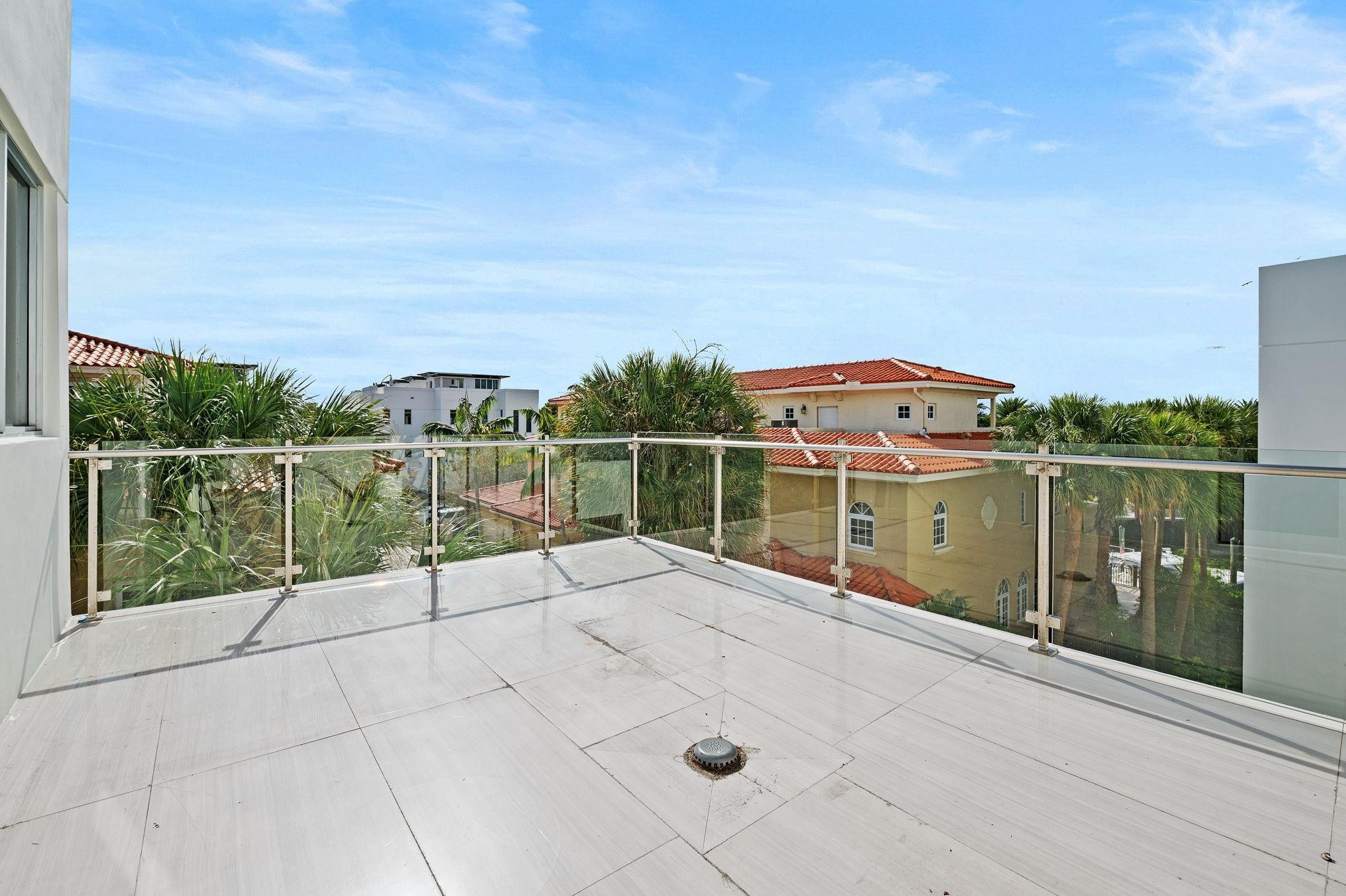 Sky 230 - Residential