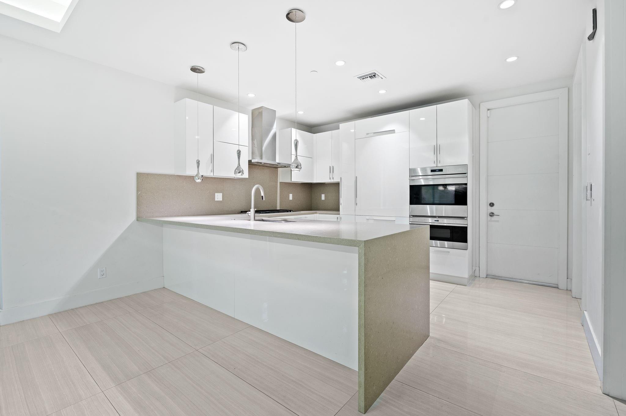 Sky 230 - Residential