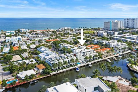 240 Shore Ct Lauderdale By The Sea FL 33308