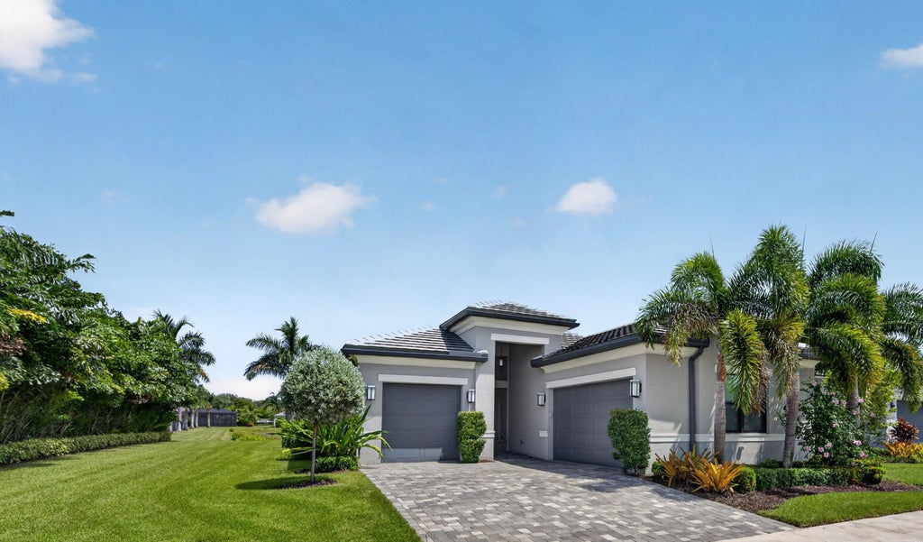 Photo of 11364 VIRGINIA PINE Court, Boynton Beach, FL 33473 (MLS # B26073520)