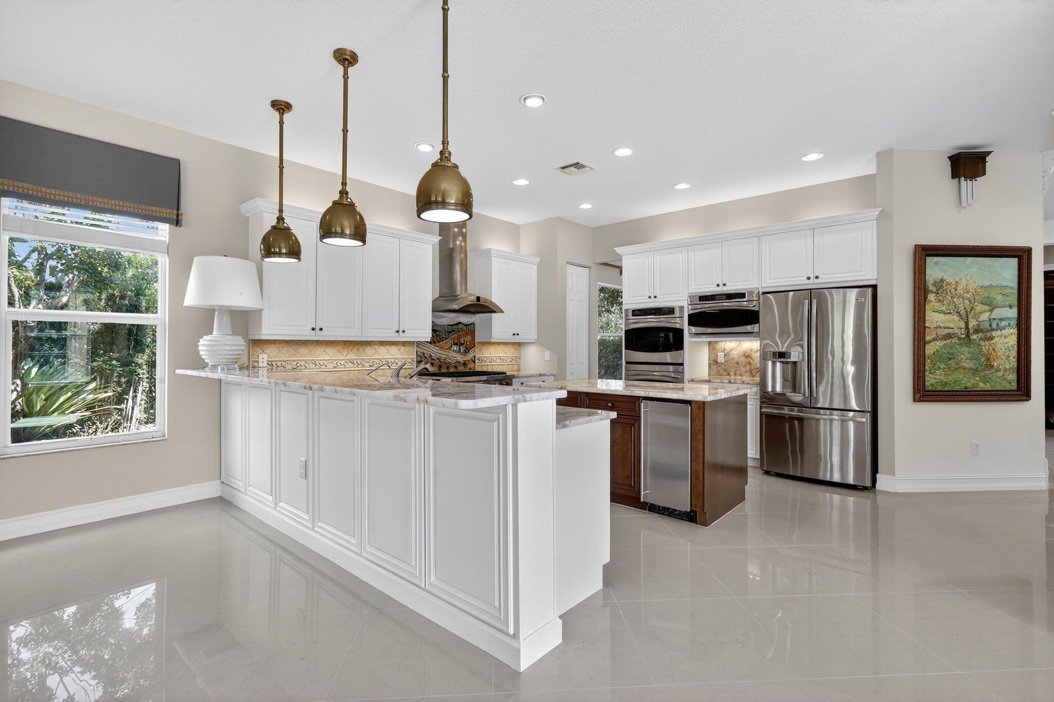 BAYHILL ESTATES - Residential