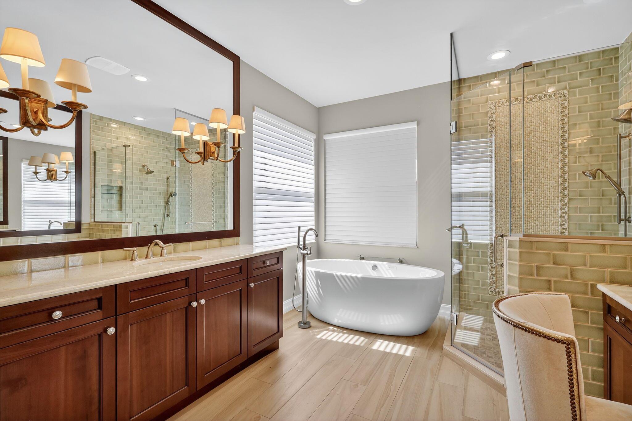 BAYHILL ESTATES - Residential