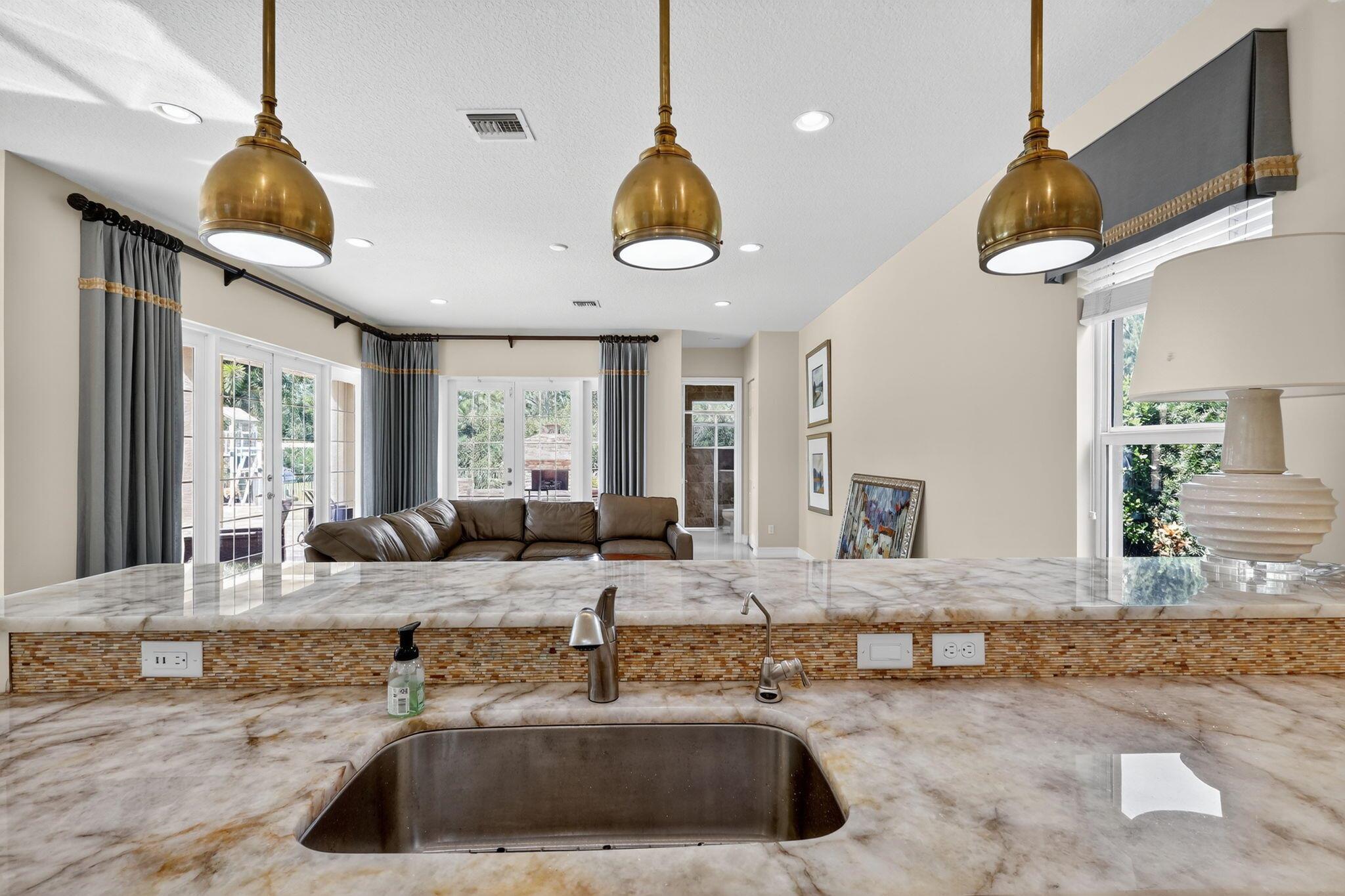 BAYHILL ESTATES - Residential