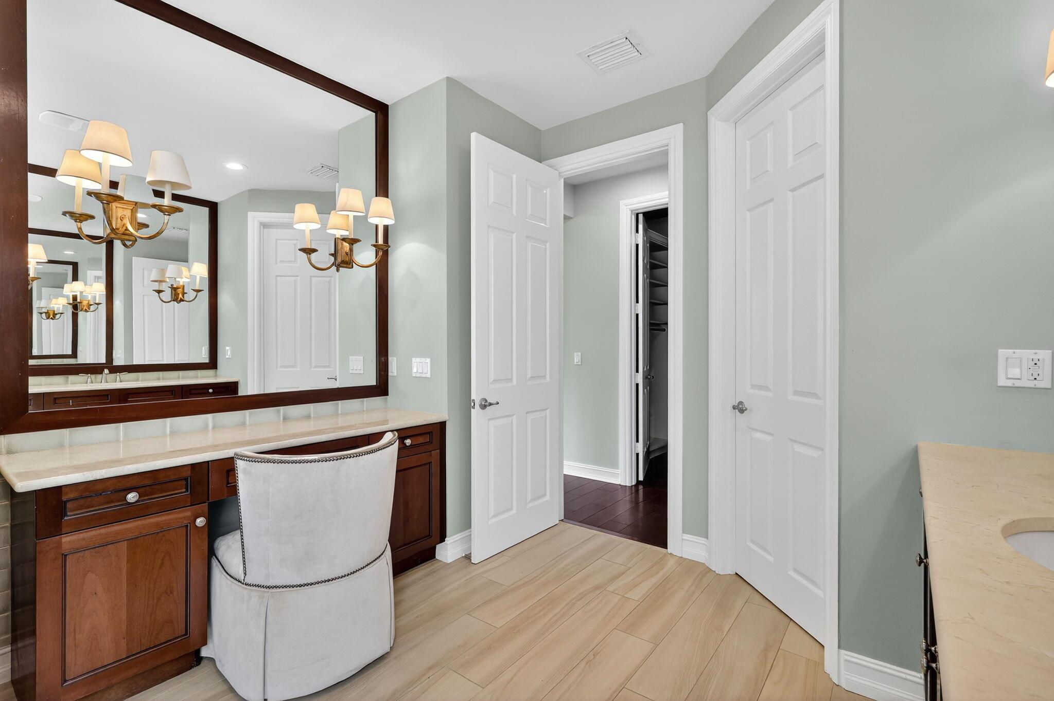 BAYHILL ESTATES - Residential