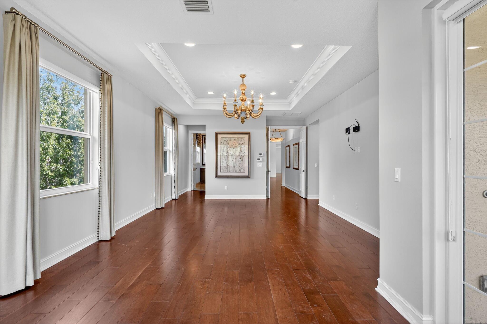 BAYHILL ESTATES - Residential