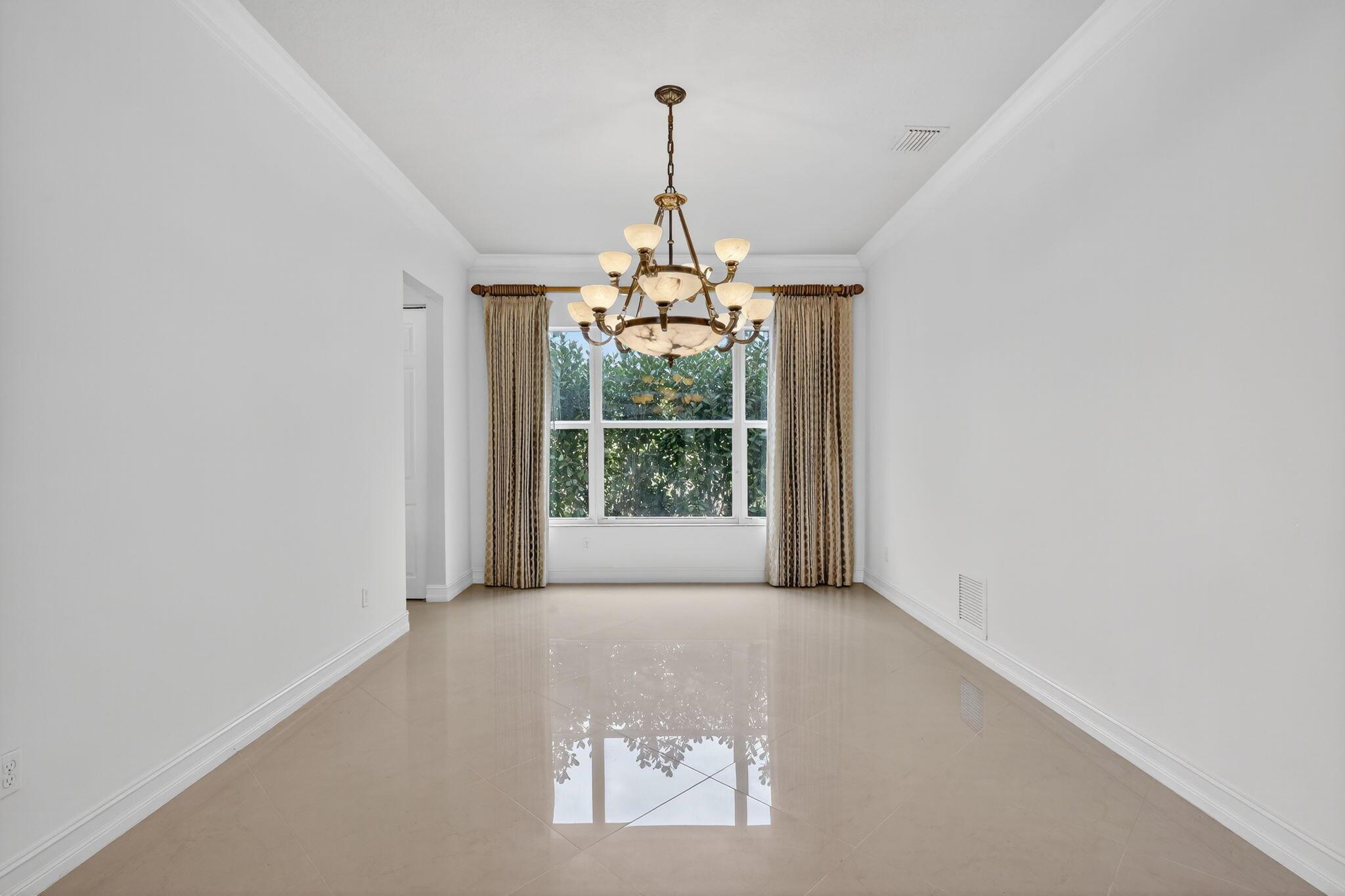 BAYHILL ESTATES - Residential