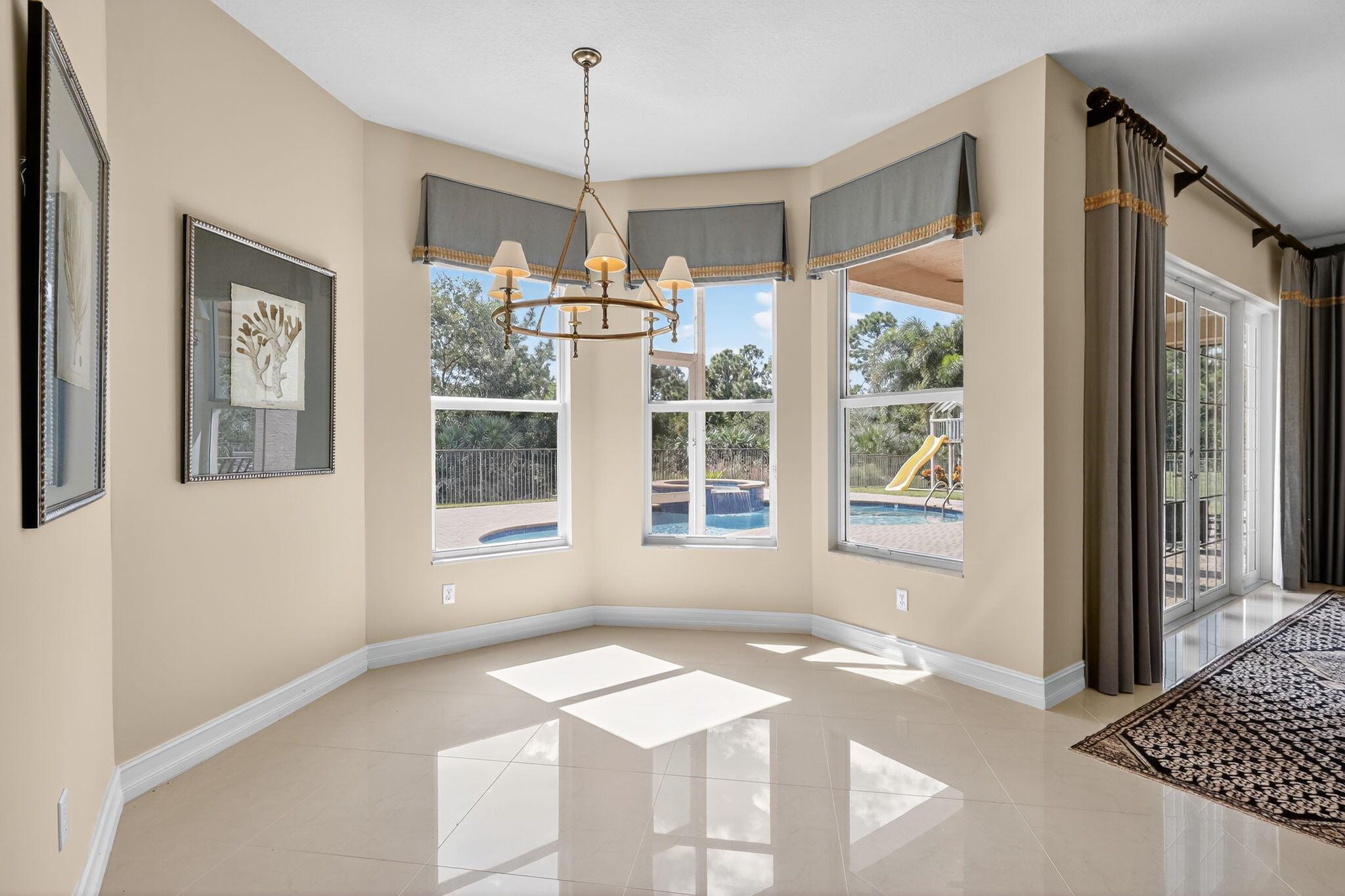 BAYHILL ESTATES - Residential