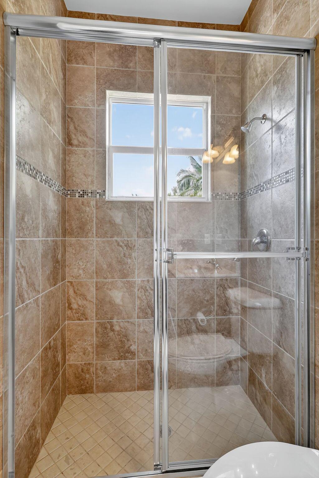 BAYHILL ESTATES - Residential