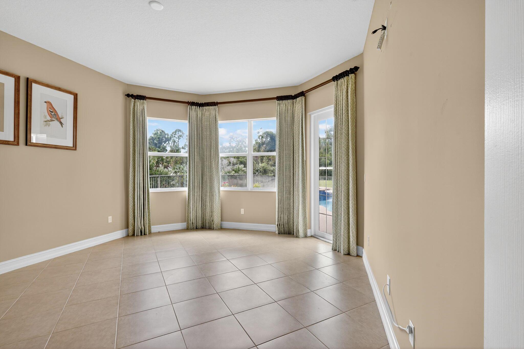 BAYHILL ESTATES - Residential