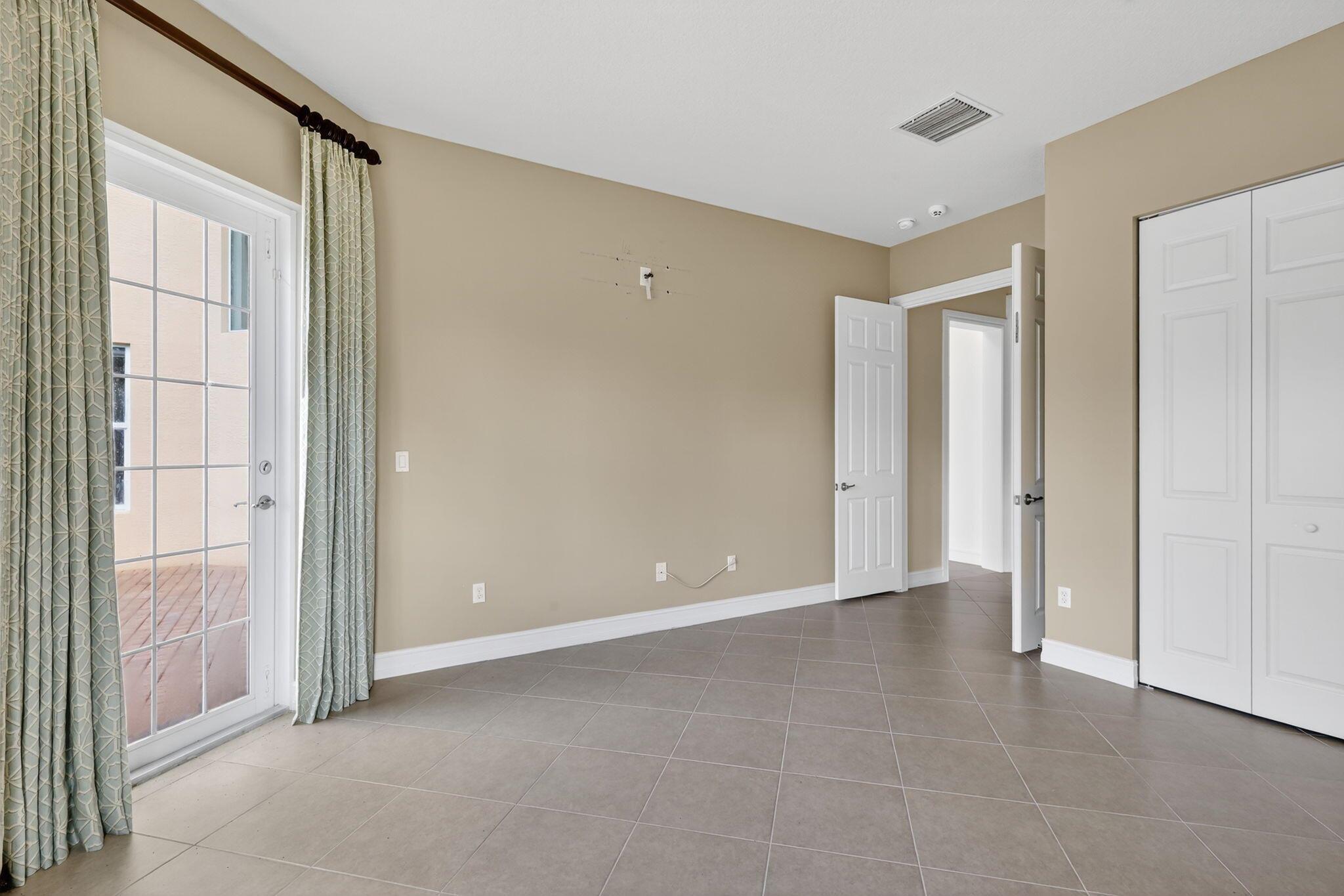 BAYHILL ESTATES - Residential