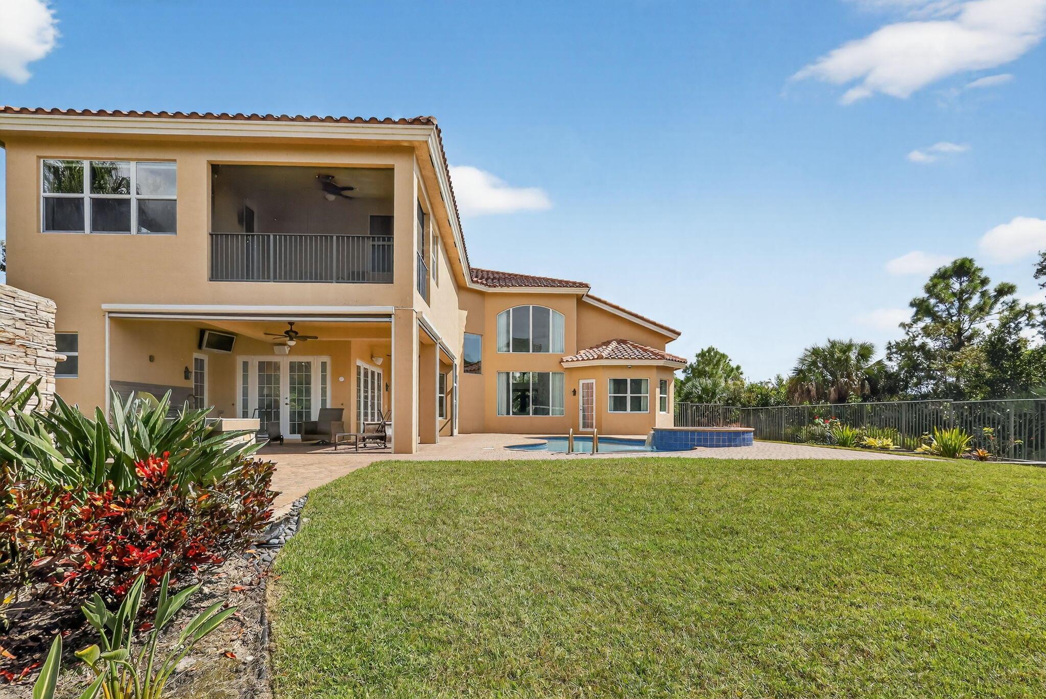 BAYHILL ESTATES - Residential