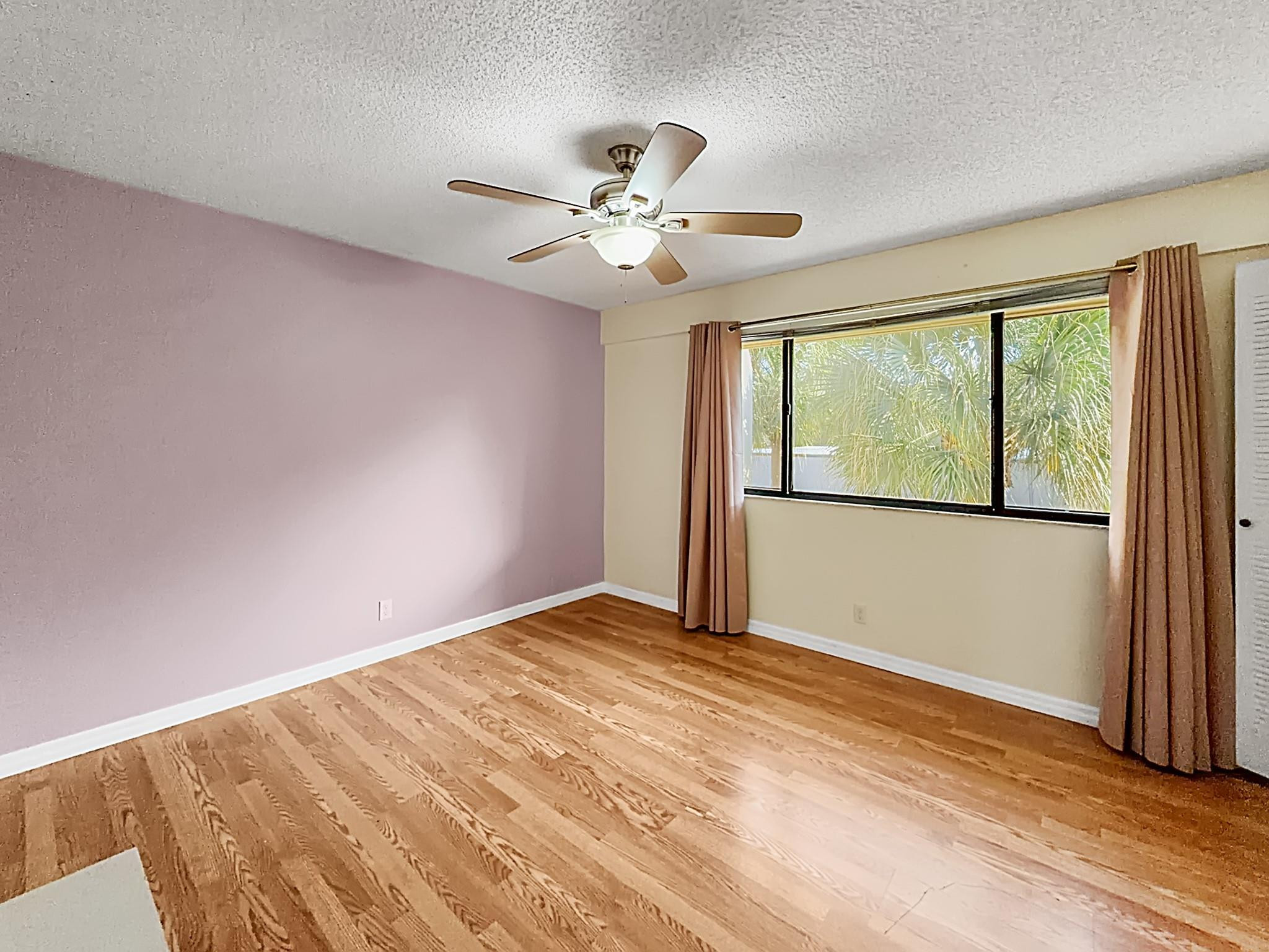 THE RACQUET CLUB - Residential Lease