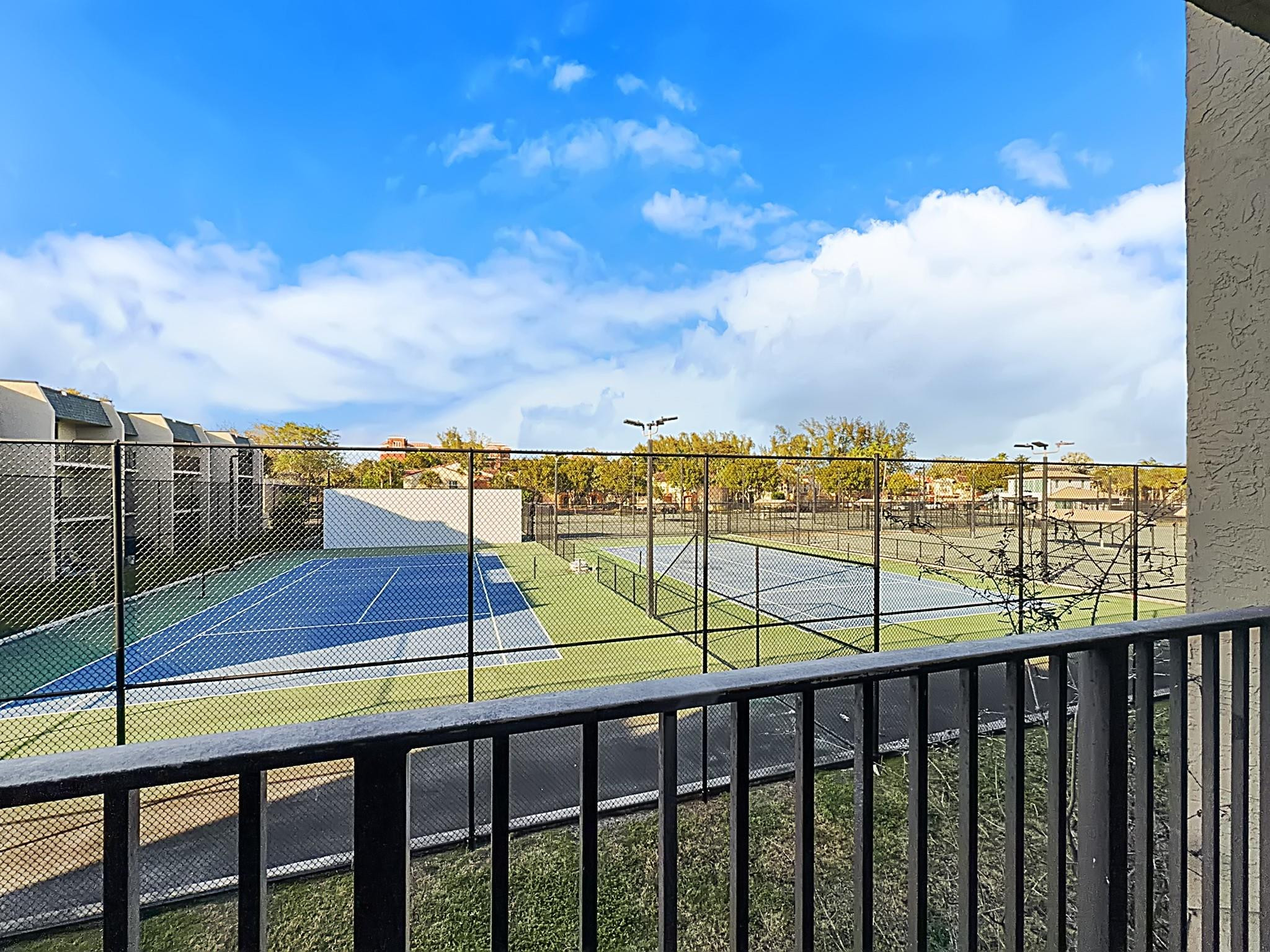 THE RACQUET CLUB - Residential Lease