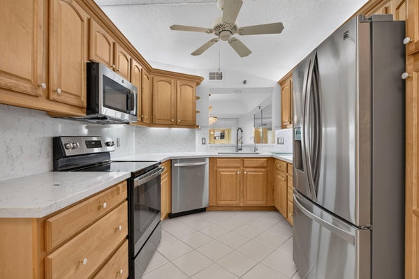 9220 SW 14TH ST APT 3502, BOCA RATON, FL 33428 - Image c5317a9cd8505bf20c822369d4f63e77/2960237492