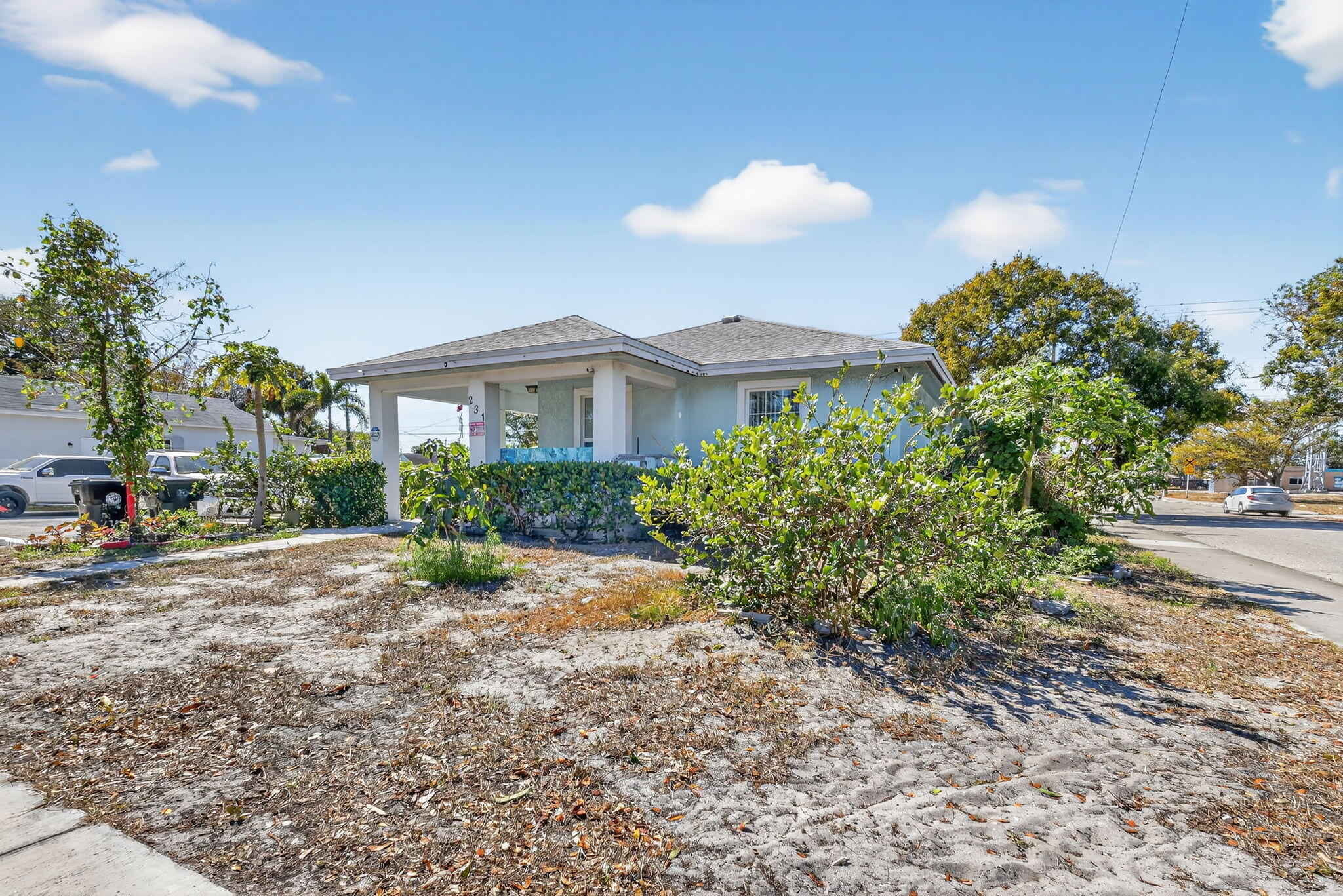 LAKE WORTH TOWN OF - Residential