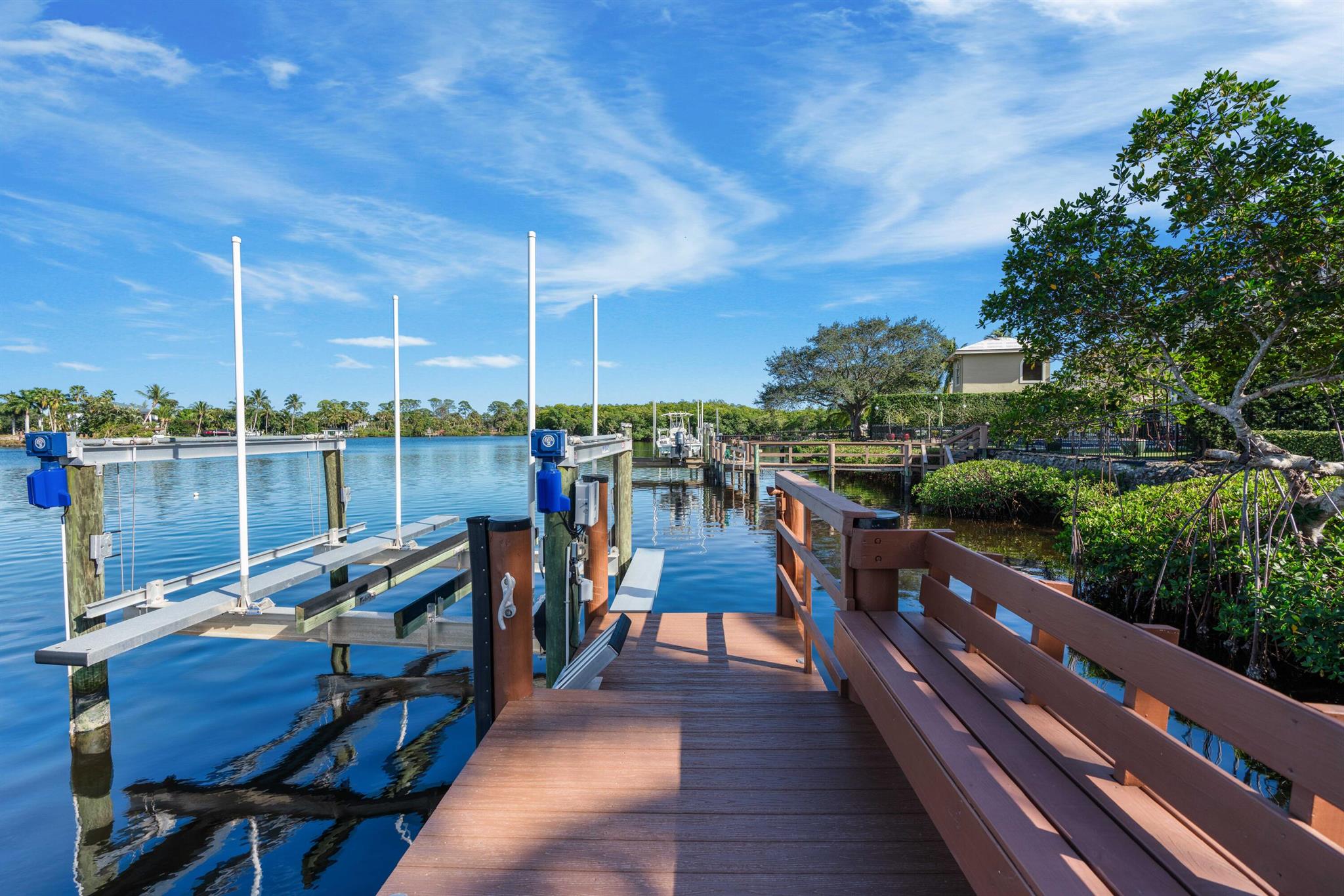 JUPITER RIVER ESTATES - Residential