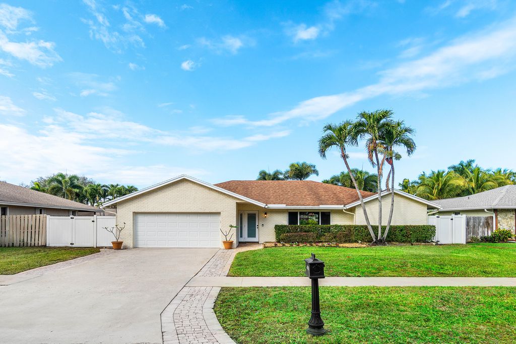 Photo of 4060 Birchwood Drive, Boca Raton, FL 33487 (MLS # R11164495)