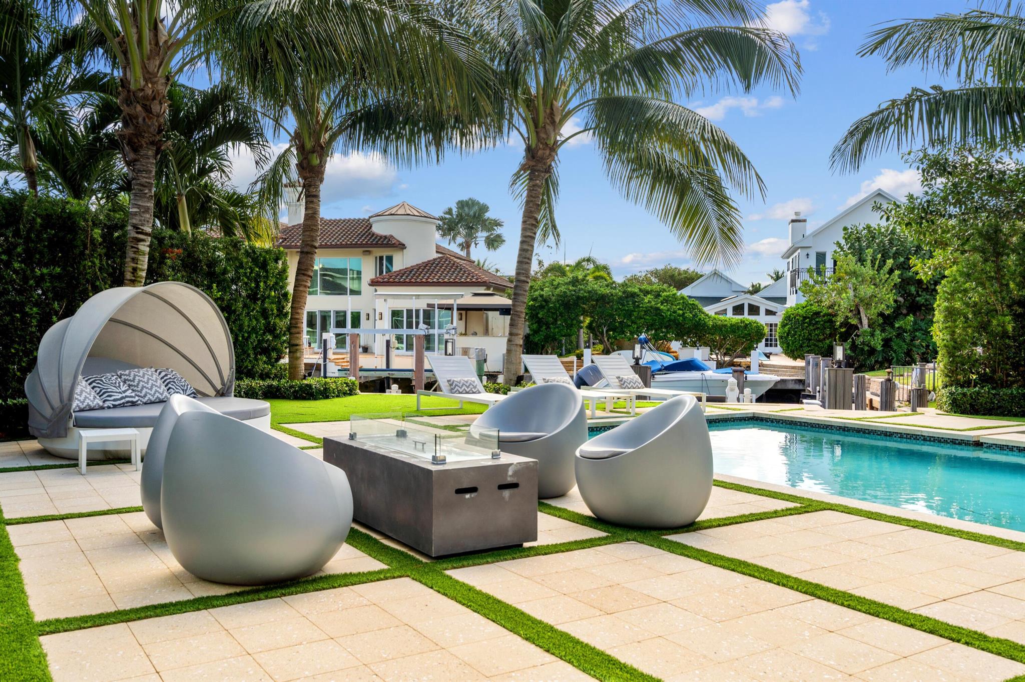 LAKE ROGERS ISLE UNIT C - Residential