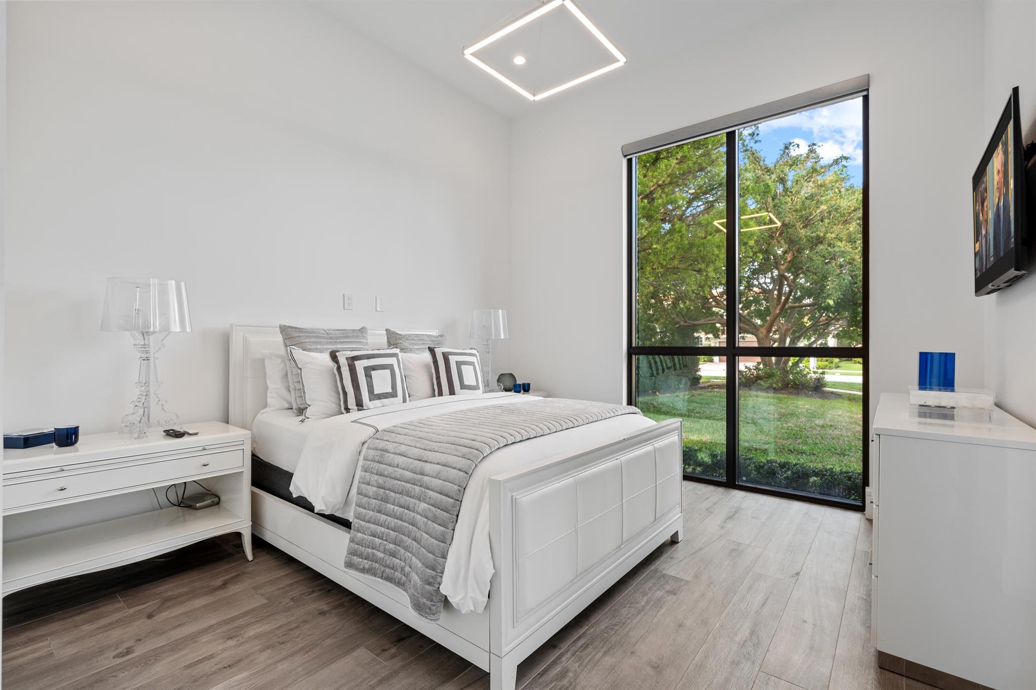 LAKE ROGERS ISLE UNIT C - Residential