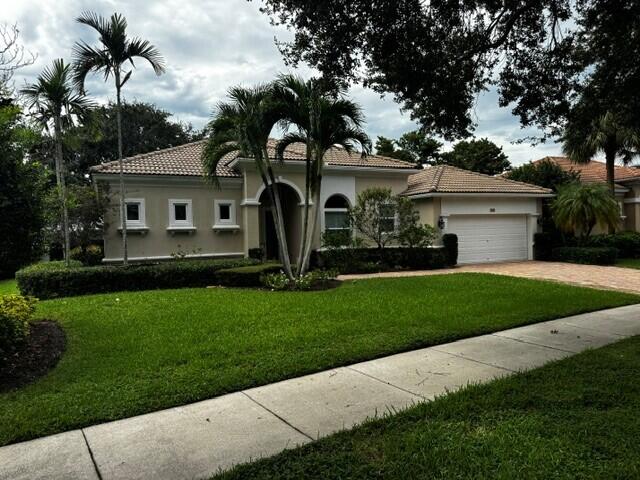 Photo of 103 MAGNOLIA Way, Tequesta, FL 33469 (MLS # B26074158)