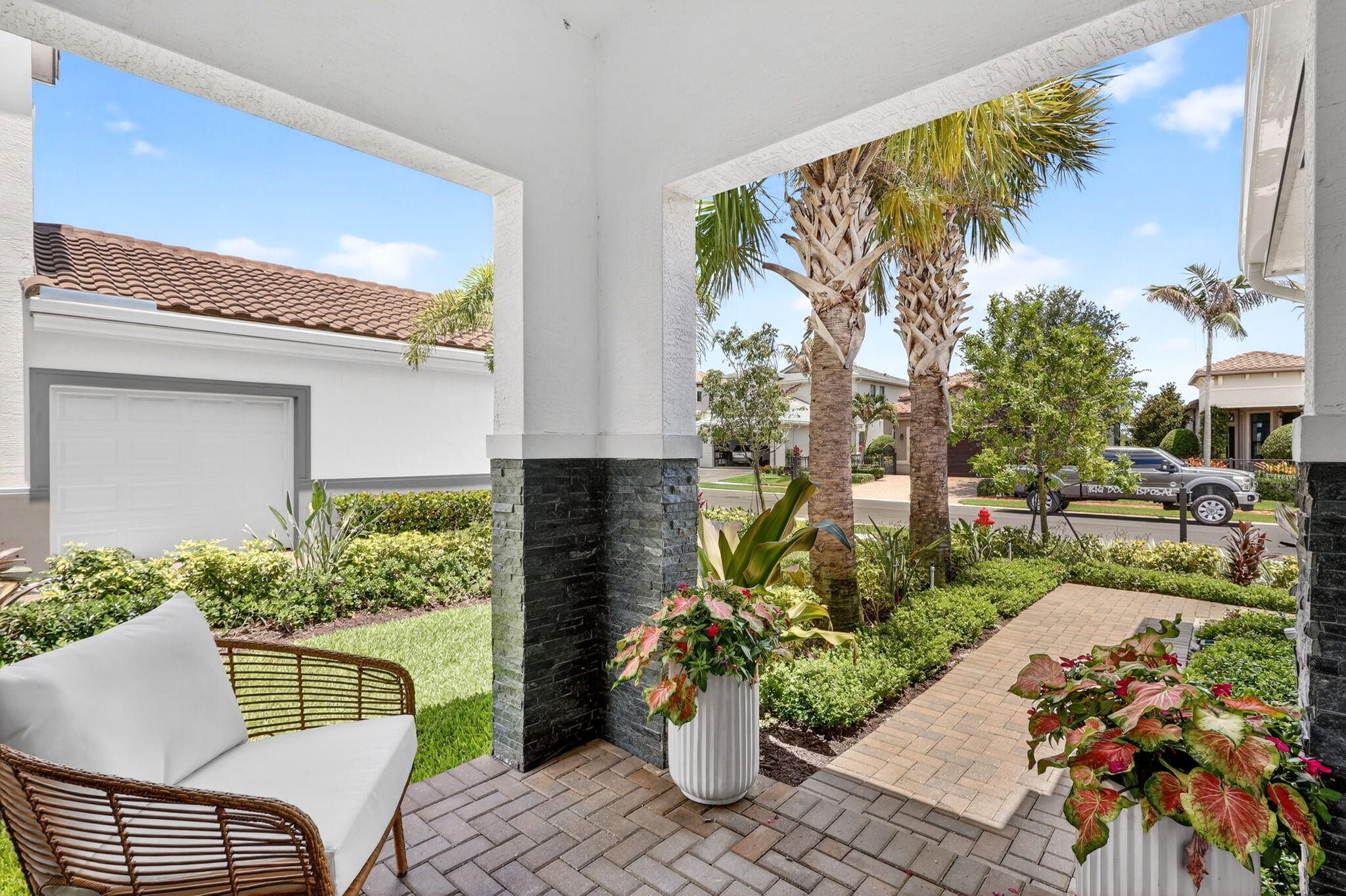 329 SE Fascino Circle