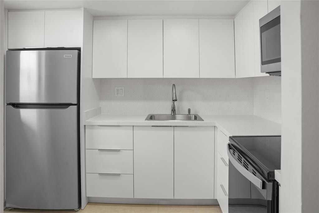 Photo of 899 SE 2nd Avenue #118, Deerfield Beach, FL 33441 (MLS # F10544200)