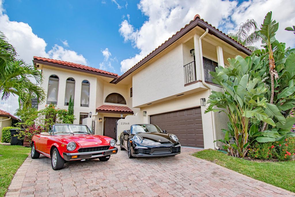 Photo of 22568 Esplanada Circle W, Boca Raton, FL 33433 (MLS # R11005464)