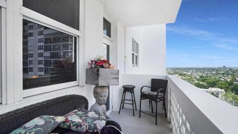 Tiny photo for 4250 GALT OCEAN Drive #11J, Fort Lauderdale, FL 33308 (MLS # B26088255)