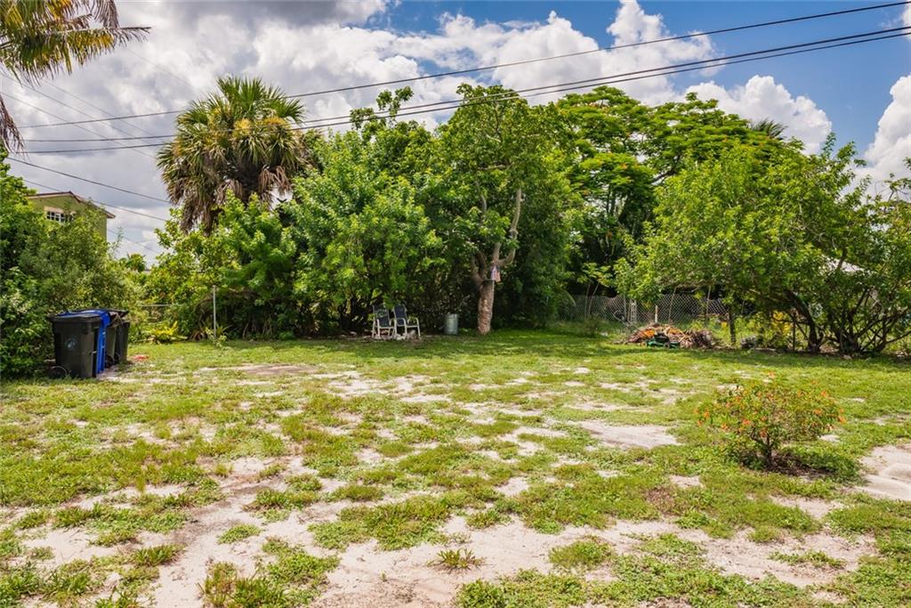 Lauderdale Manors Add Rev - Residential