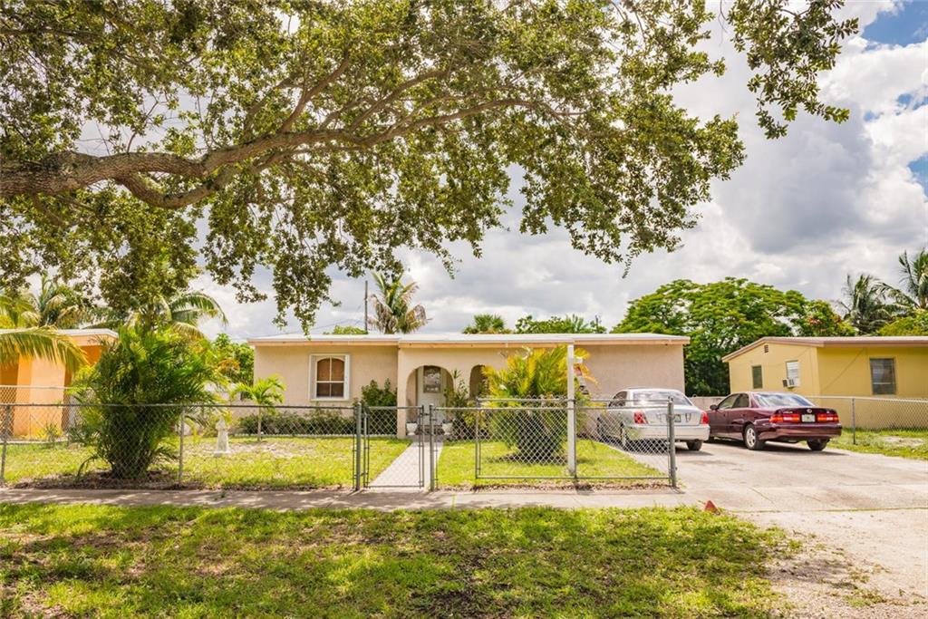 Lauderdale Manors Add Rev - Residential