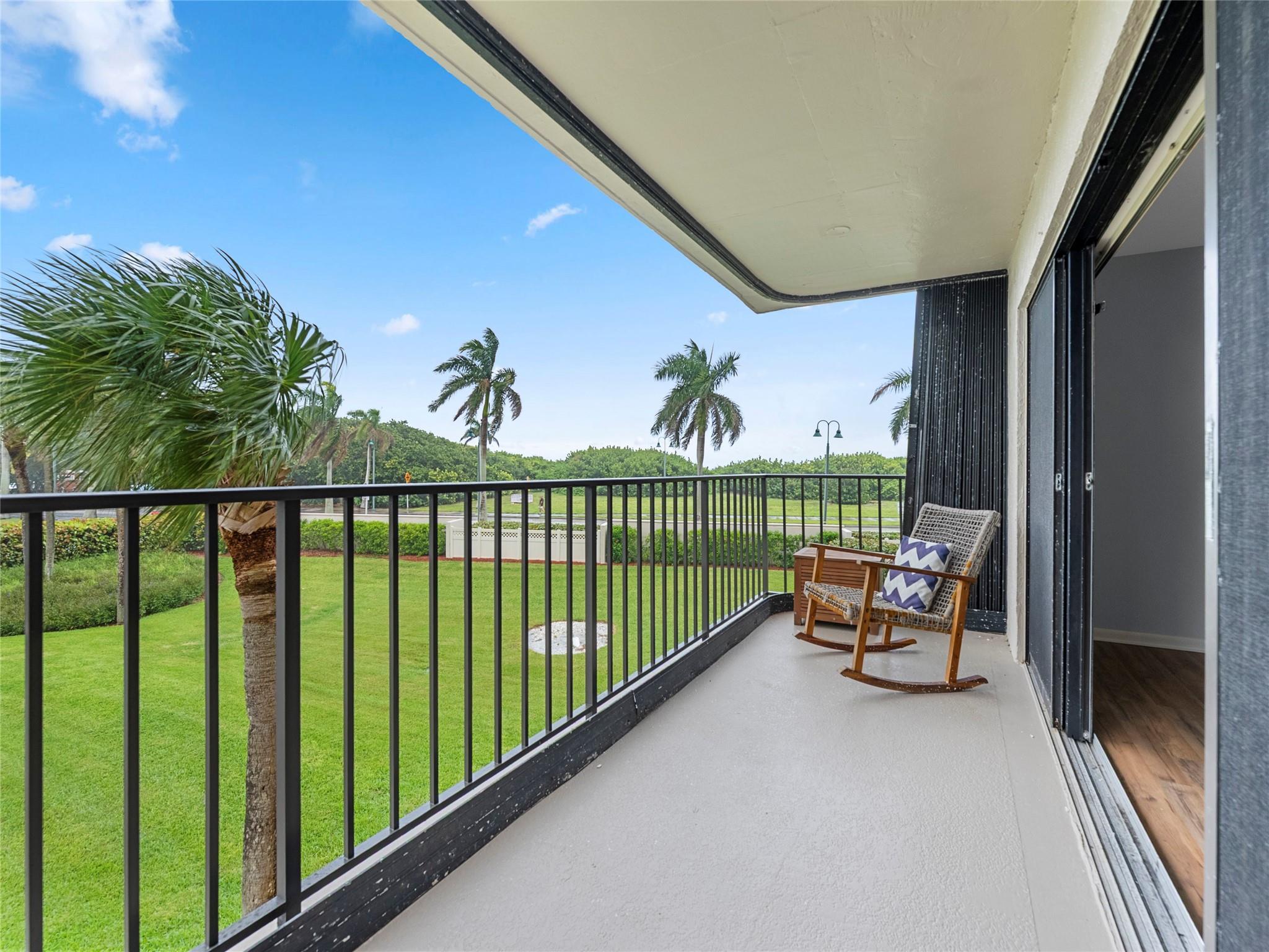 Sea Pointe Towers - Residential