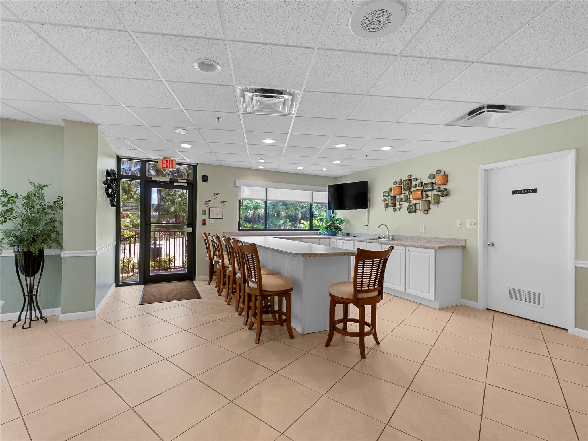 Sea Pointe Towers - Residential