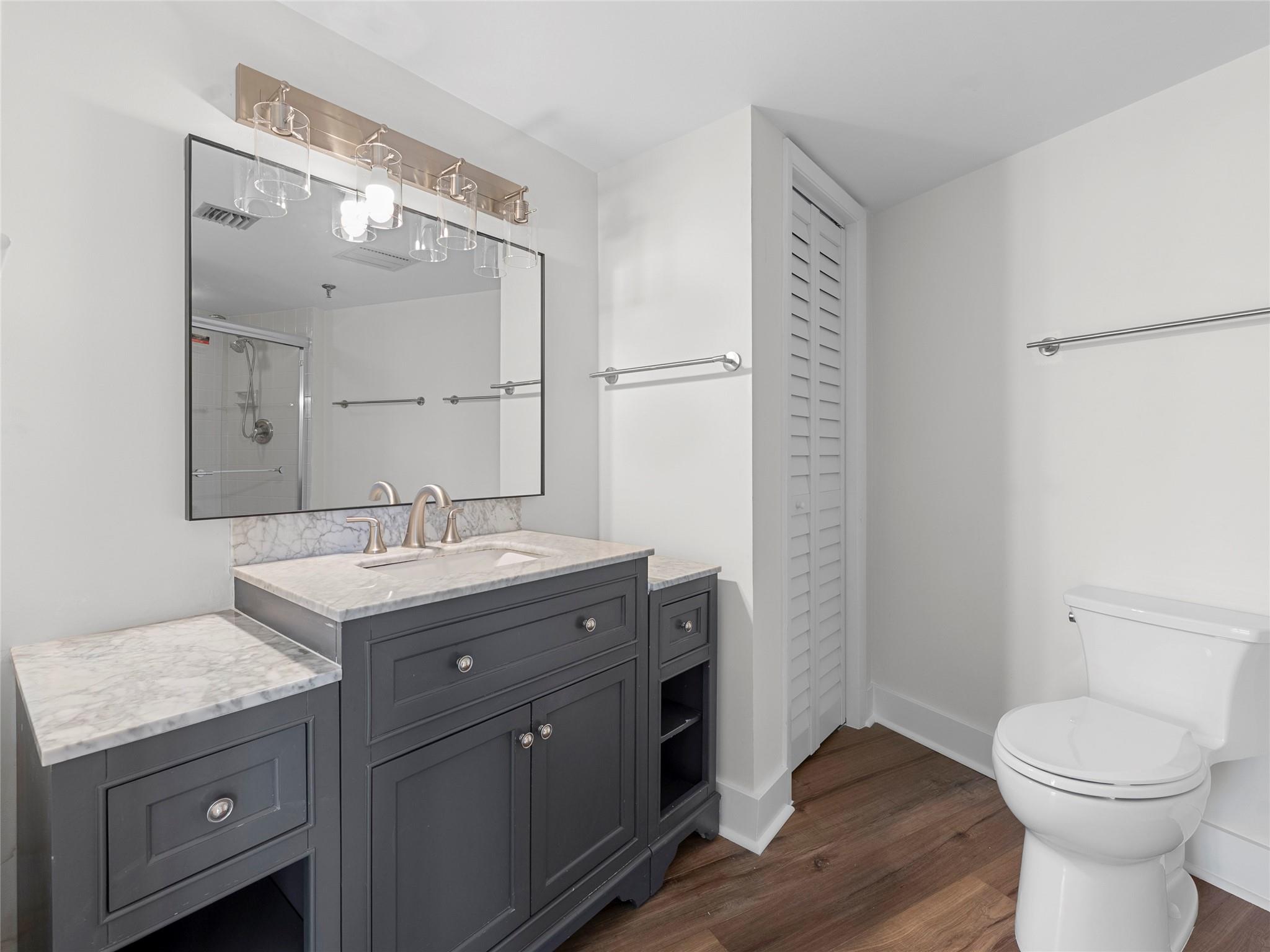 Sea Pointe Towers - Residential