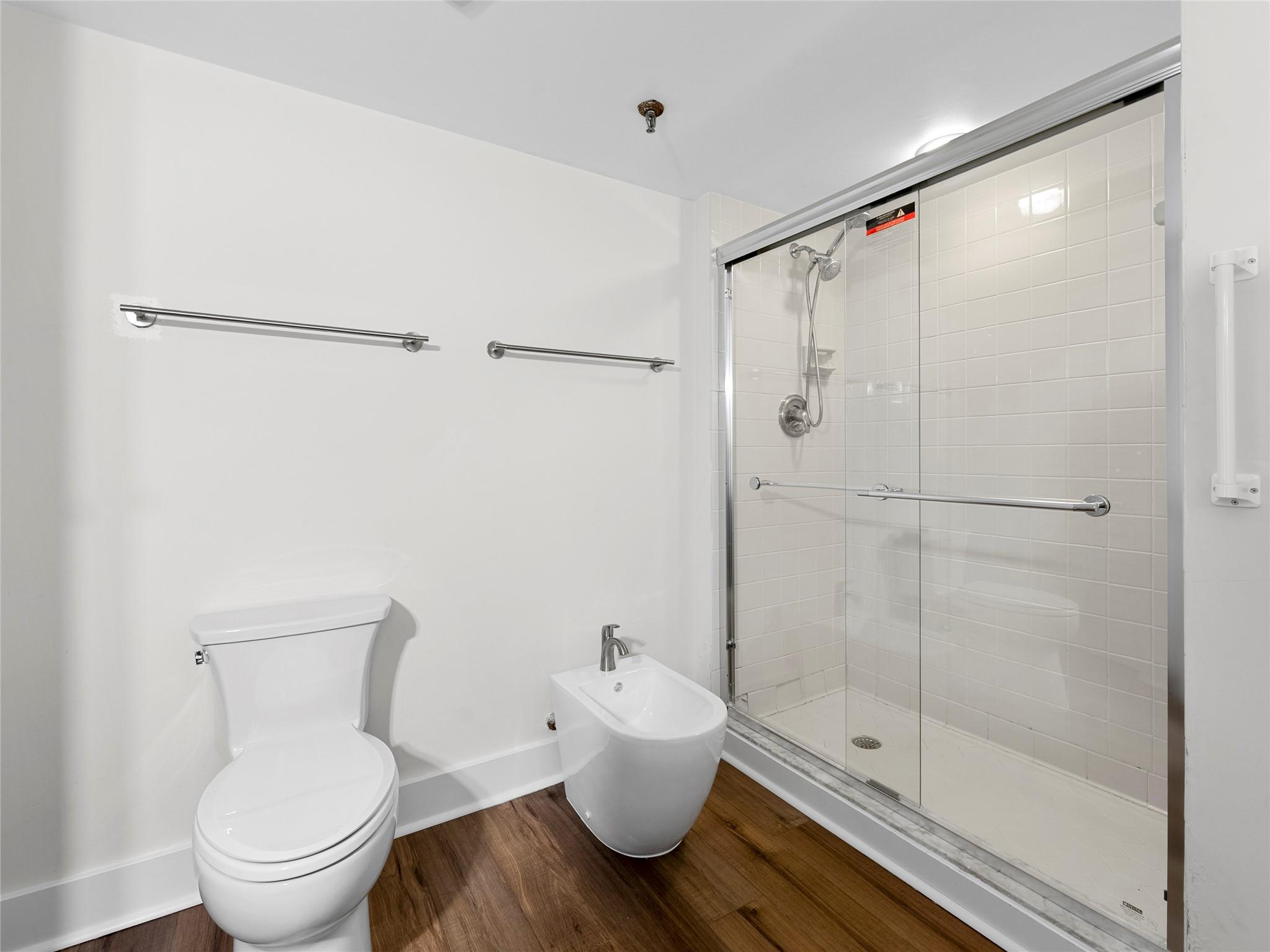 Sea Pointe Towers - Residential