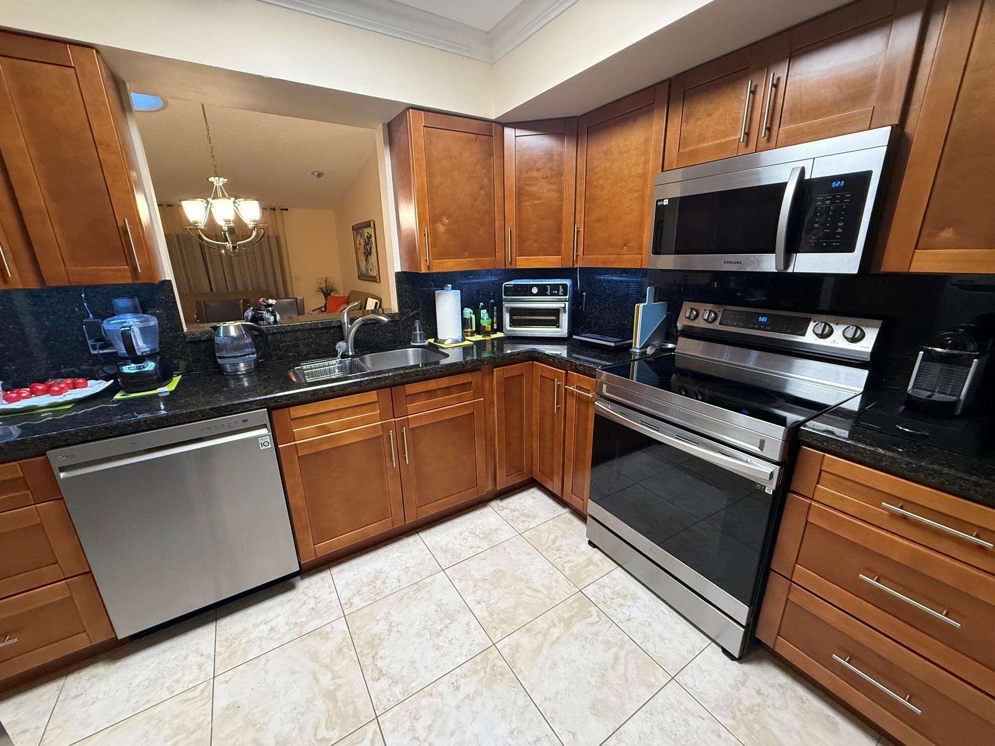 10911 Lake Front Place