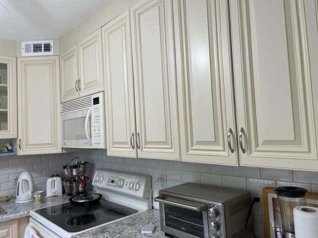 Photo of 640 Monaco Court N #640, Delray Beach, FL 33446 (MLS # B26043784)