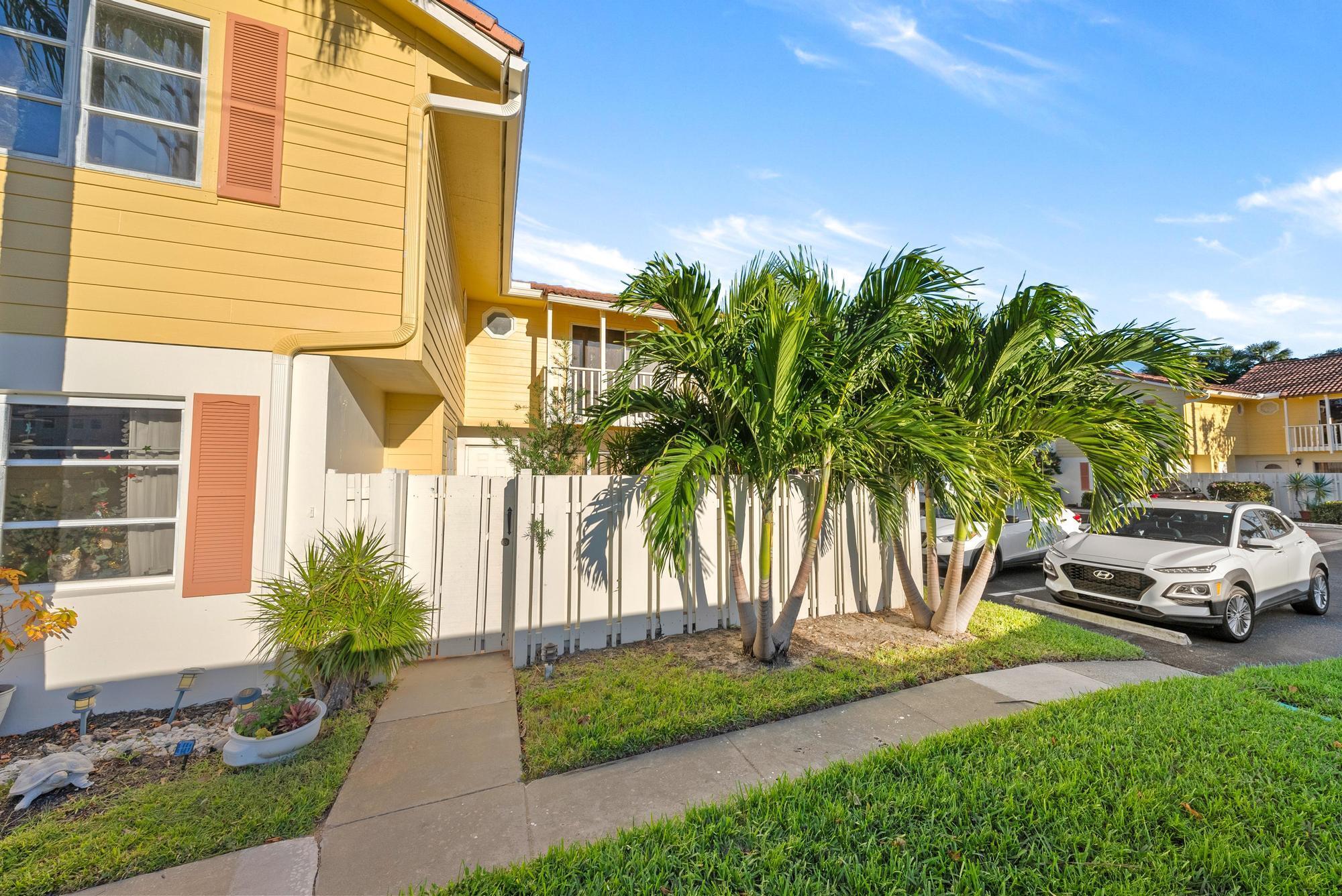 169 Seabreeze Circle