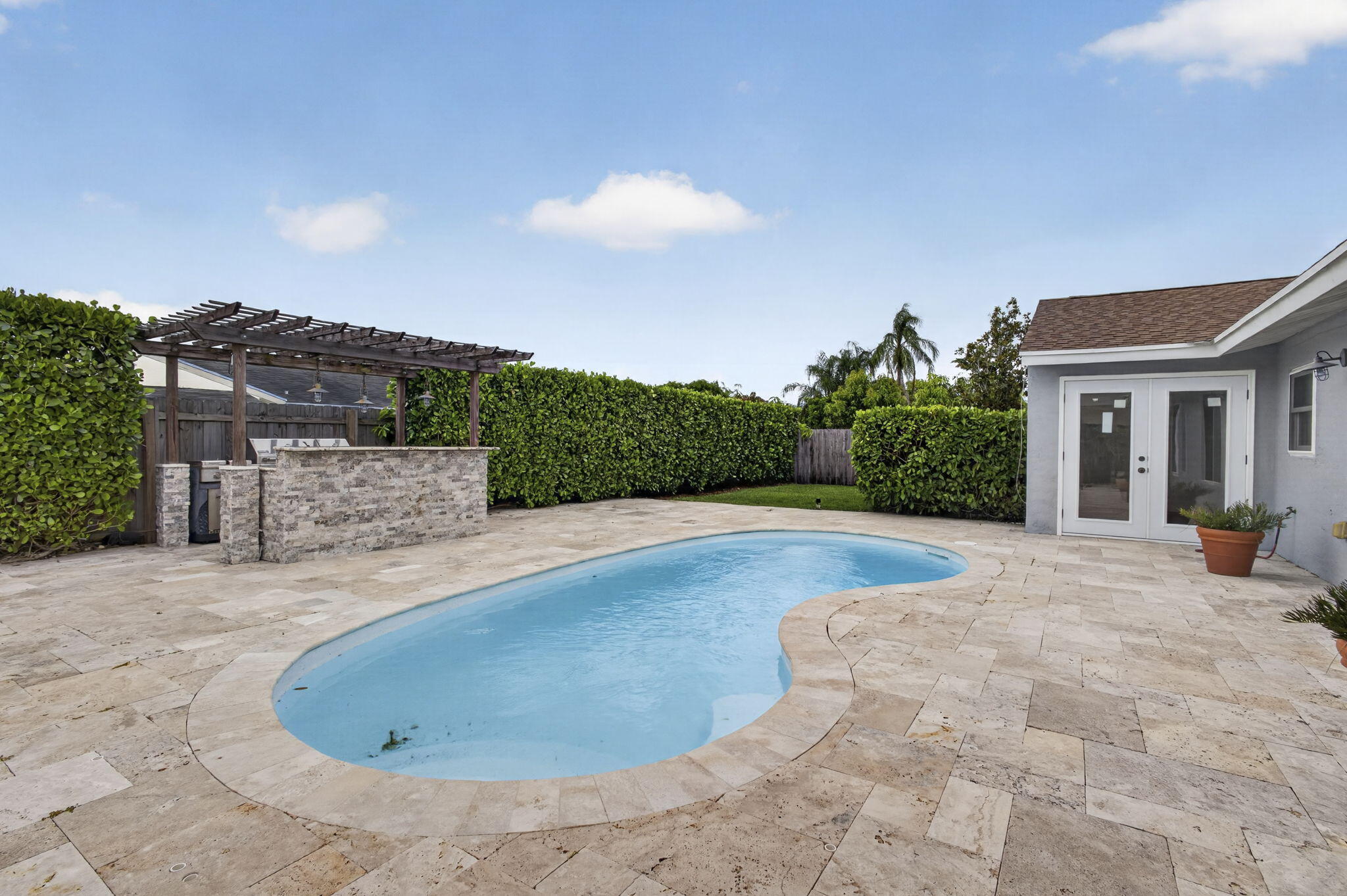 LE CHALET IV-B - Residential
