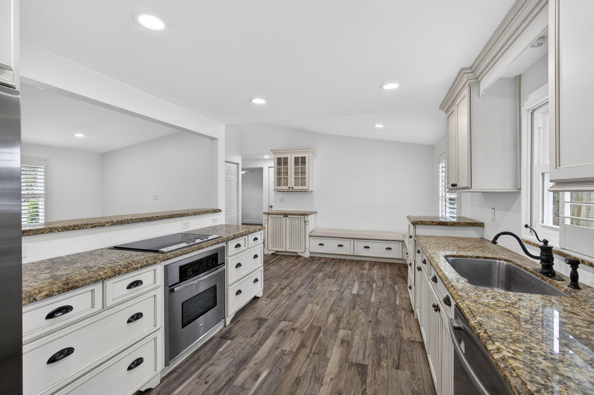 LE CHALET IV-B - Residential