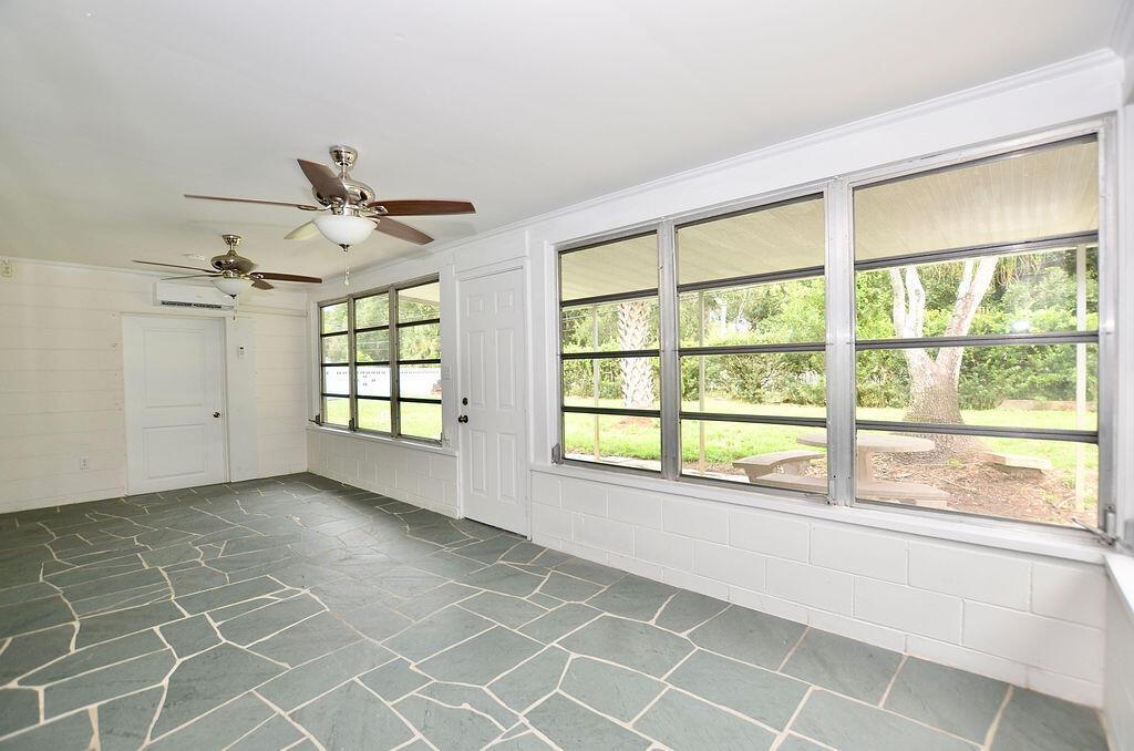 RIVER PARK UNIT 2 - Residential Lease